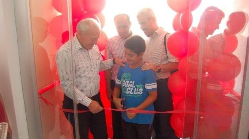 Lapseki'de &Ouml;ğretmenler Dernek A&ccedil;tı