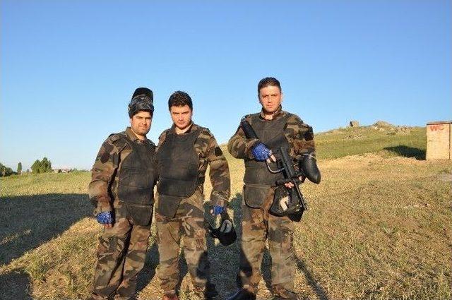 Sorgun’lu Gençler Paintball Oyununa Merak Sardı