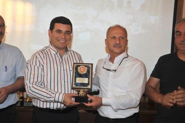 T&uuml;t&uuml;nc&uuml;&rsquo;den Şampiyonlara Kupa 1