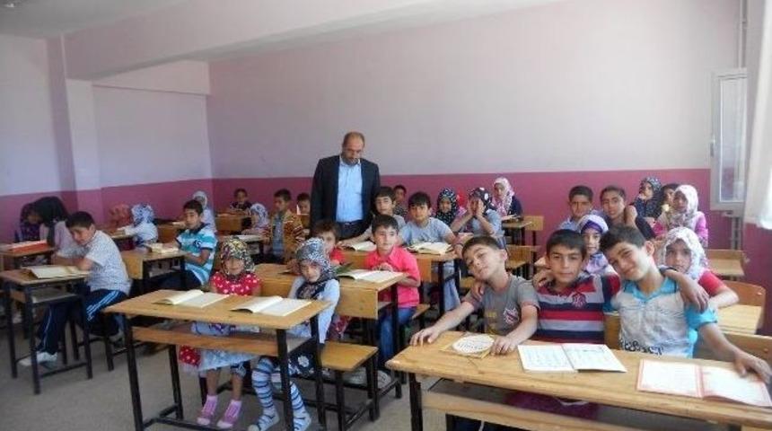 Adilcevaz&rsquo;da Yaz Kur&rsquo;an Kursu Başladı