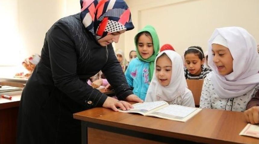 Şehitkamil&rsquo;de Yaz Kur&rsquo;an Kursu A&ccedil;ıldı