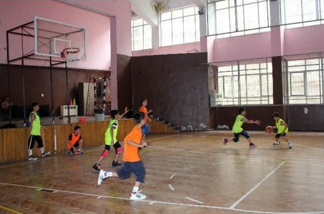 Karabağlar Belediyesi Sporcu Dostu