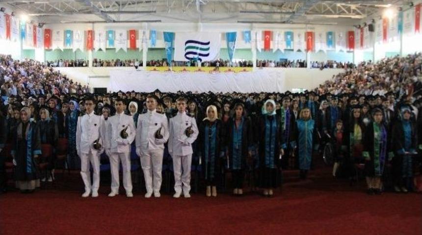 Rte&uuml;&rsquo;de Mezuniyet Heyecanı