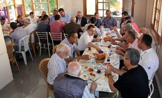 Bozkurt Belediye Başkanı Bozkurt Ekeş Esnaf Toplantılarını Tamamladı