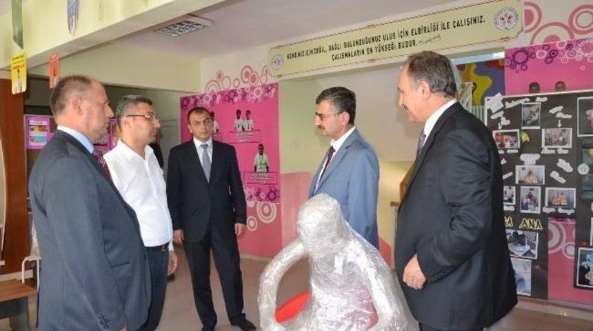 Vali Bektaş Manisa Bilim Ve Sanat Merkezi&rsquo;nde İncelemede Bulundu
