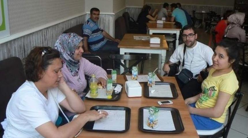 Boz&uuml;y&uuml;k'te "sosyal Hayata Engel Yok" Projesi