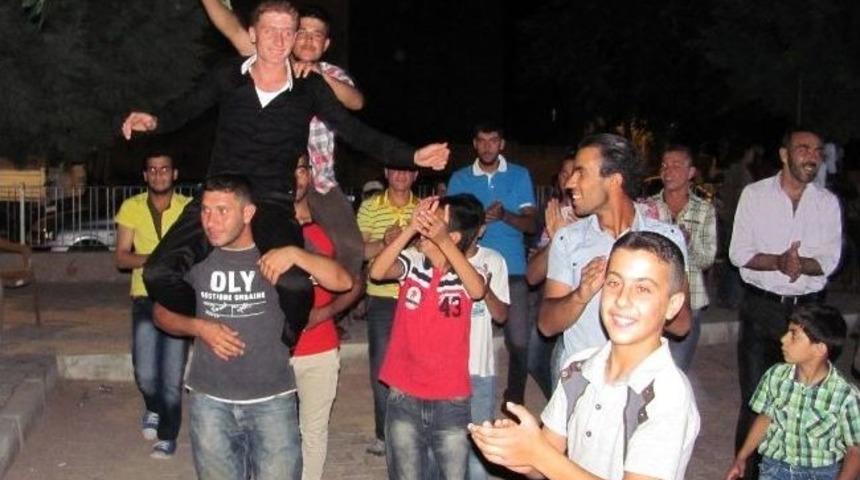 Suriyeli Gençler Araban İlçesinde Evlendi