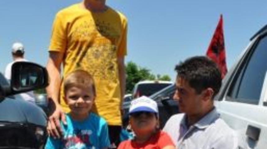 Minik Grevcilerinden Babalarına Tam Destek