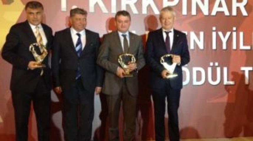 Edirne’de Yılın İş İnsanı Ödülü Etso Başkanına Verildi