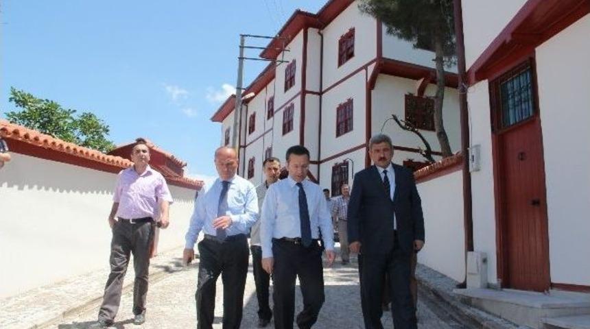 Vali Aksoy Vezirk&ouml;pr&uuml;&rsquo;de İncelemelerde Bulundu