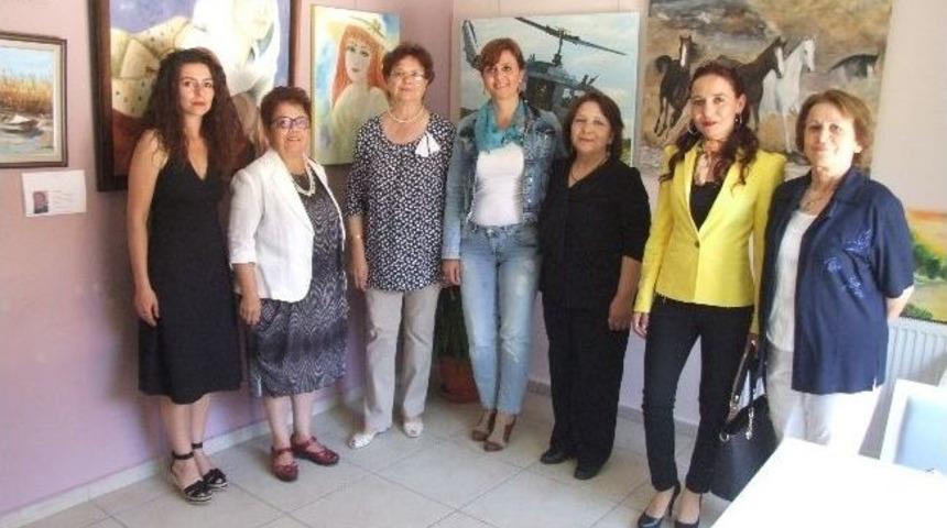 Altın Kızlar Karma Resim Sergisi A&ccedil;ıldı