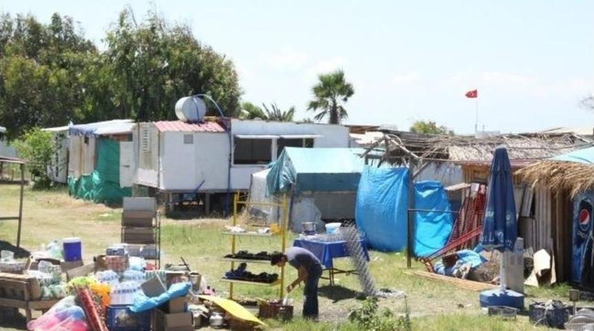 Erzin'de İzinsiz Barakaların Yıkımına 15 G&uuml;n R&ouml;tar