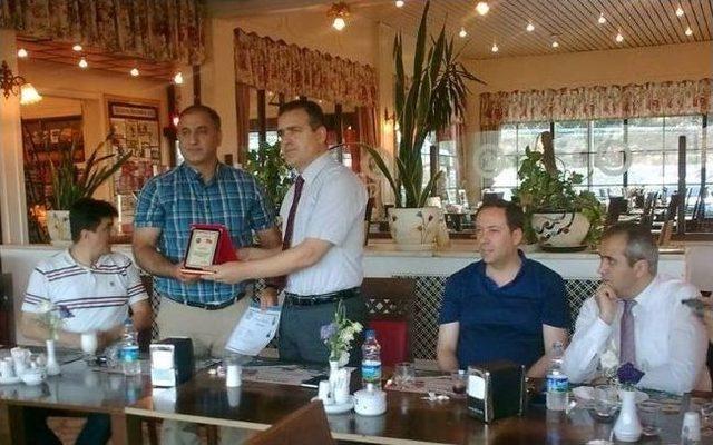 Iğdır&rsquo;a Atanan Y&uuml;zbaşı Varol&rsquo;a Veda Yemeği 1