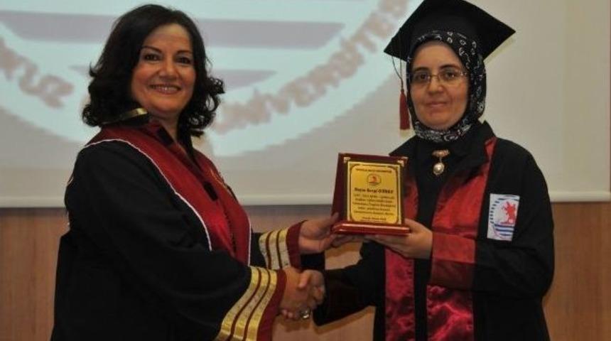 Ebelik Lisans Tamamlama Programı 4. D&ouml;nem Mezunlarını Verdi