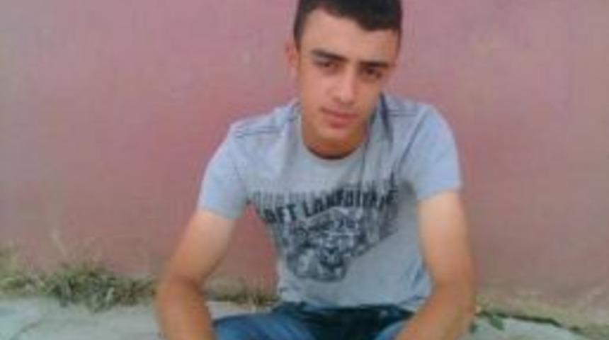 G&uuml;m&uuml;şhane'deki Trafik Kazası