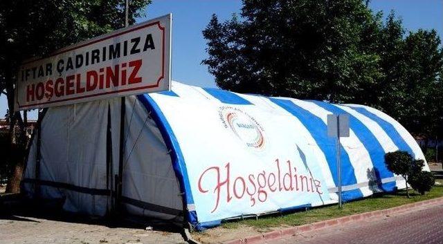 Sarıgöl’de Sariad Ramazan Boyunca 300 Kişiye İftar Yemeği Verecek