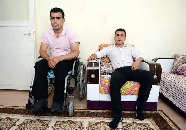 (&ouml;zel Haber) Sapasağlam Gittiği Askerden Fel&ccedil;li D&ouml;nd&uuml; 1