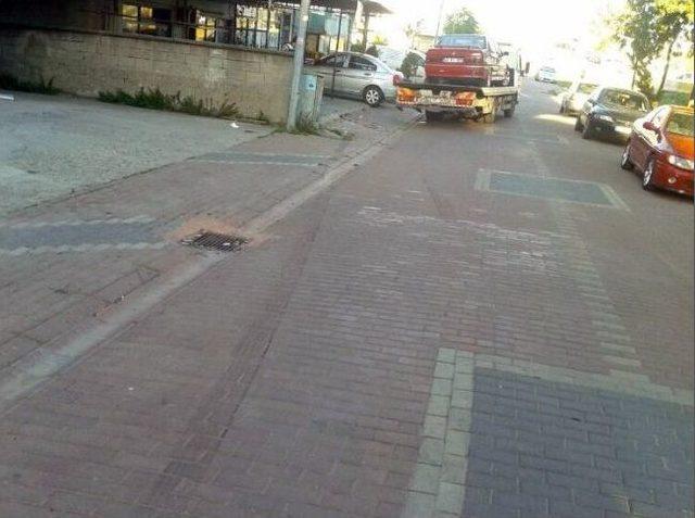 Aşırı Hız Kazaya Neden Oldu: 1 &Ouml;l&uuml; 1