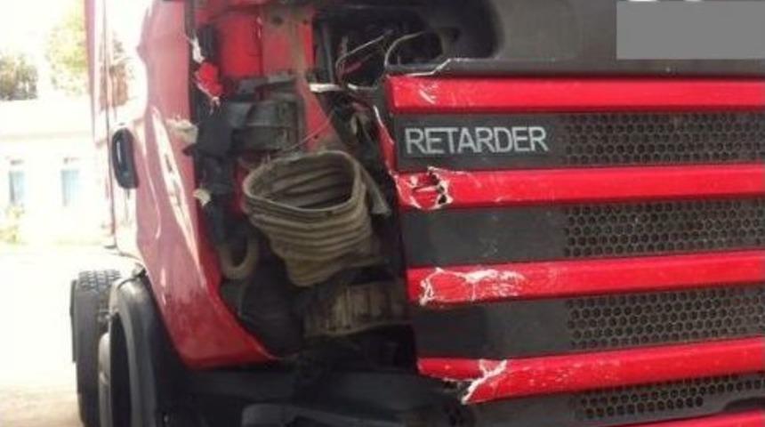 2 Kişinin &Ouml;l&uuml;m&uuml;ne Neden S&uuml;r&uuml;c&uuml;y&uuml; Kırık Far Yakalattı