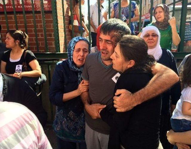 Lise &Ouml;ğrencisi D&ouml;v&uuml;lerek &Ouml;ld&uuml;r&uuml;ld&uuml; 1