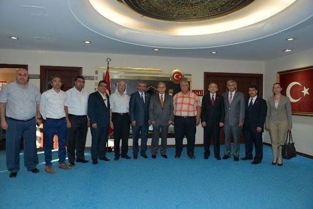 Kızılay&rsquo;dan Vali B&uuml;y&uuml;k&rsquo;e &ldquo;hoş Geldin&rdquo; 1