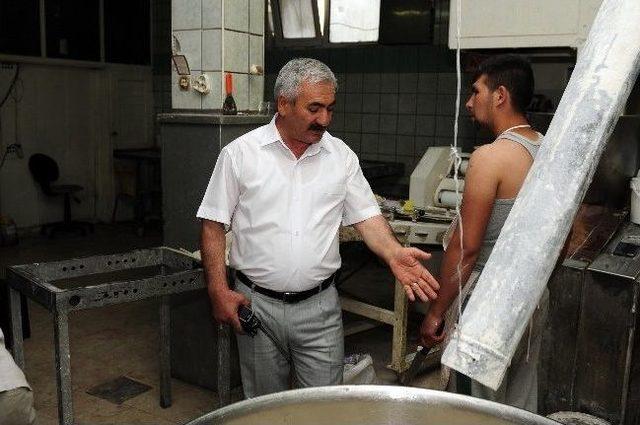 Mamak Belediyesi Zabıta Ekiplerinden Ramazan &Ouml;ncesi Denetleme 2