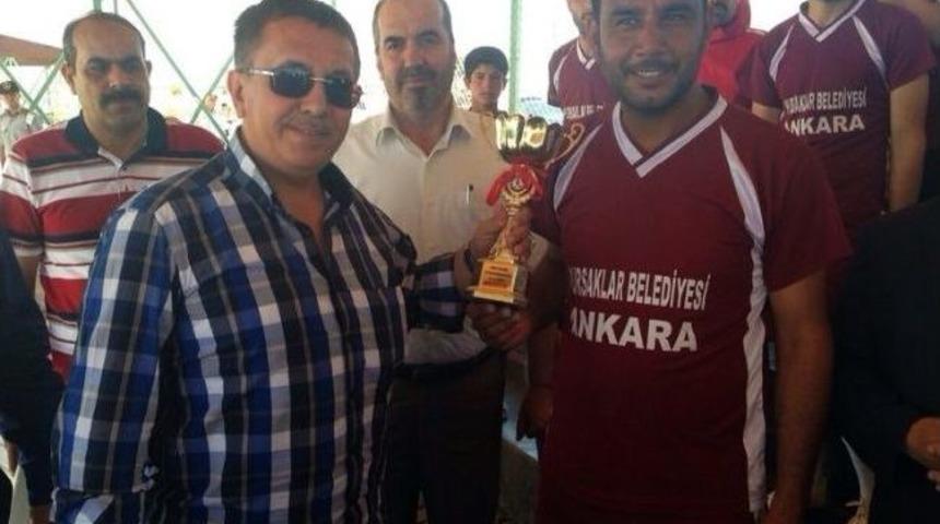 Başkan &Ccedil;etin, Ak&ccedil;akale'deki Suriyeli M&uuml;ltecileri Ziyaret Etti