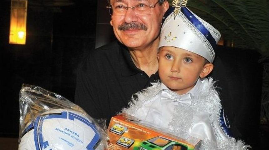 2014 Yılında 2014 &Ccedil;ocuğa S&uuml;nnet Organizasyonu