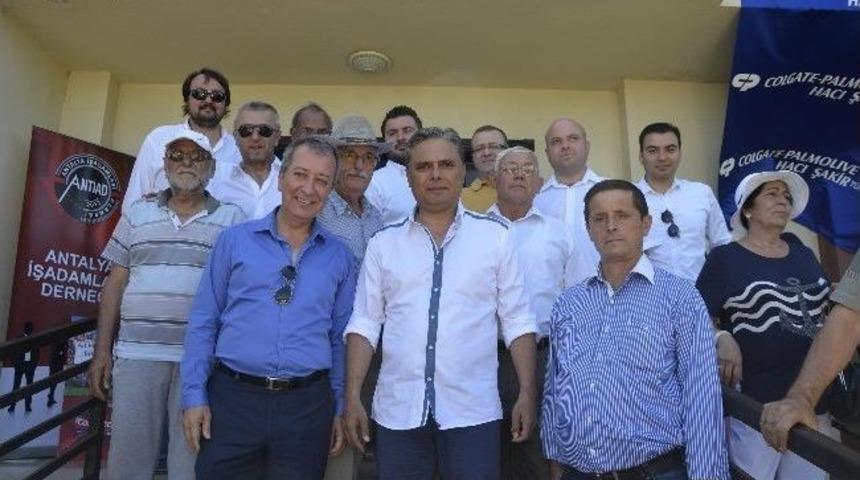 200 &Ccedil;ocuğa Ağız Ve Diş Sağlığı Taraması