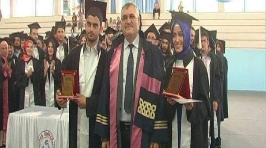 Kayseri Mesl Ek Y&uuml;ksekokulu Mezuniyet Heyecanı