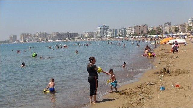 (özel Haber) Silifke’de Sıcak Hava Bunalttı 1