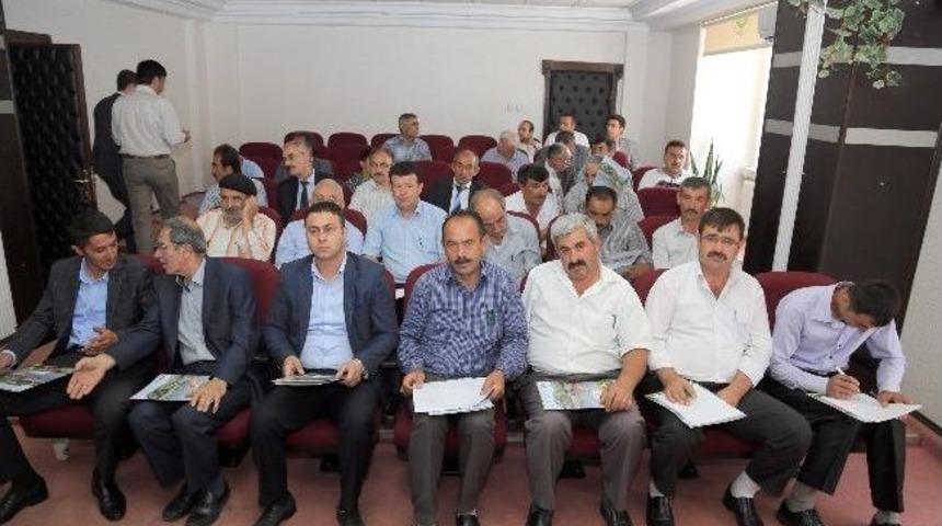 Talas'ta Muhtarlarla İlk Toplantı