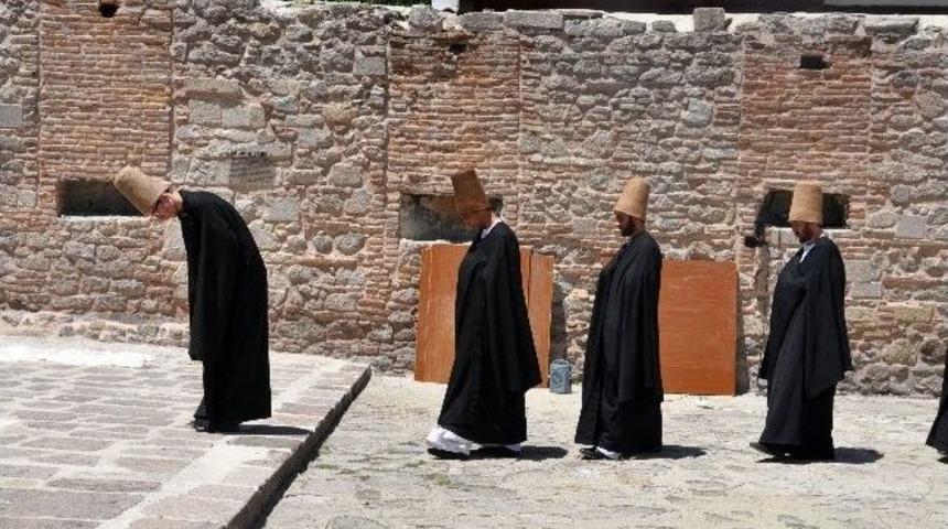 "mevlevilik" Hollywood Yolunda