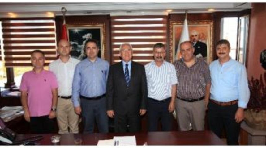 Batı Trakyalılar Başkan Selvitopu'nu Ziyaret Etti