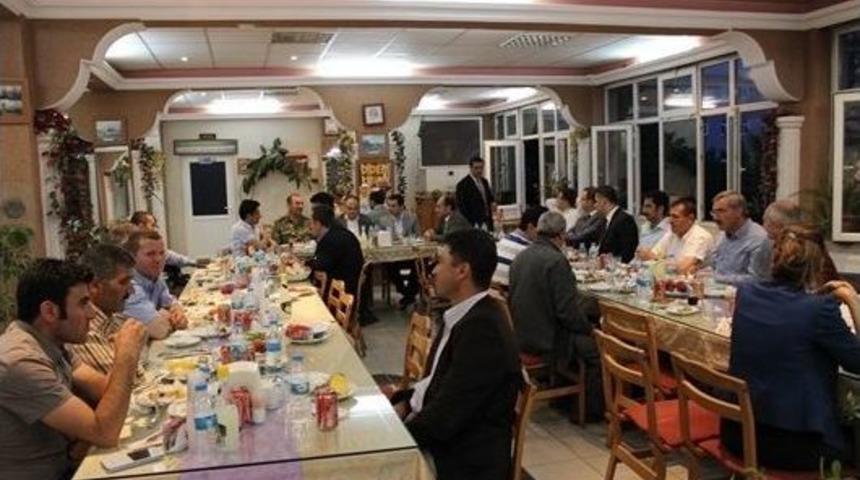 Kaymakam Baran&rsquo;dan Hakim Ve Savcılara Veda Yemeği