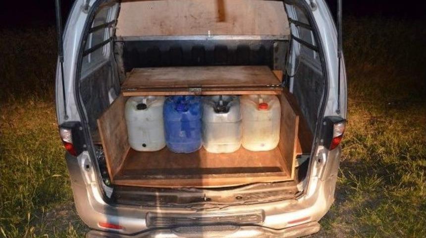 İş Makinesinden Akaryakıt &Ccedil;alan Zanlılar Yakalandı