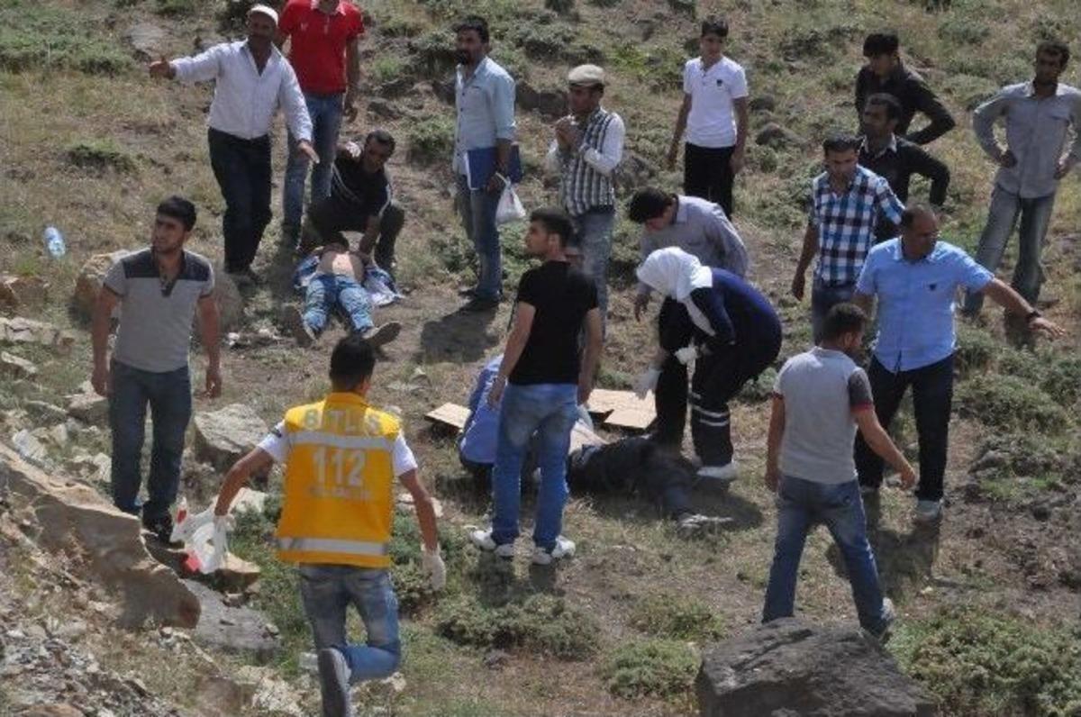 Bitlis&rsquo;te Trafik Kazası: 3 Yaralı