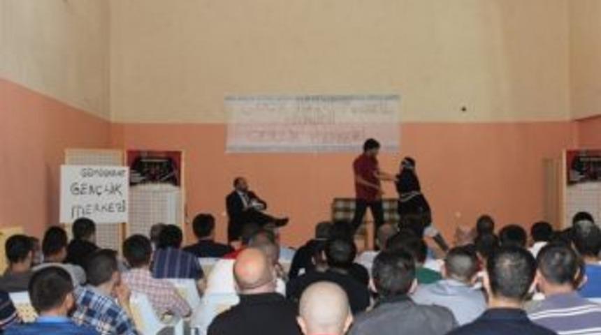 G&uuml;m&uuml;şhaneli Gen&ccedil;lerden Cezaevinde Tiyatro