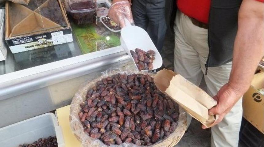 Rize'de Ramazan &Ouml;ncesi Hurma Satışları Arttı