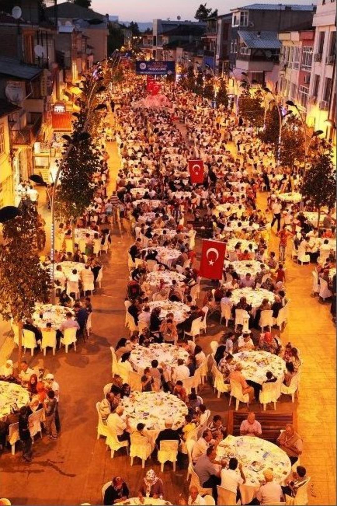 Sakaryalılar G&ouml;n&uuml;l Sofralarında Bir Araya Gelecek