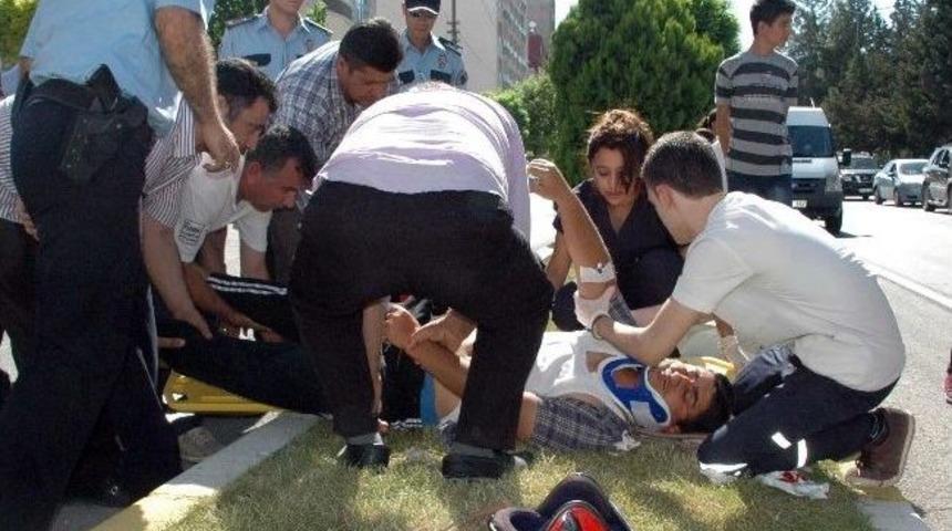 Motosiklet Kaskı Hayat Kurtardı