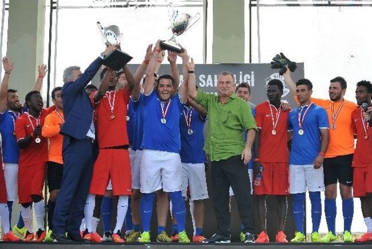 Nıke Halı Saha Turnuvası&rsquo;nın Şampiyonları Belli Oldu