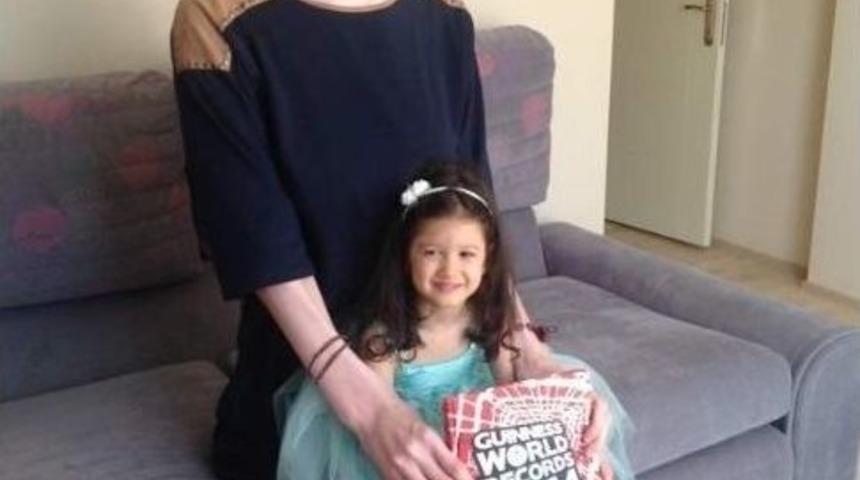 D&uuml;nyanın En Uzun Kızı Safranbolu&rsquo;da Yaşıyor