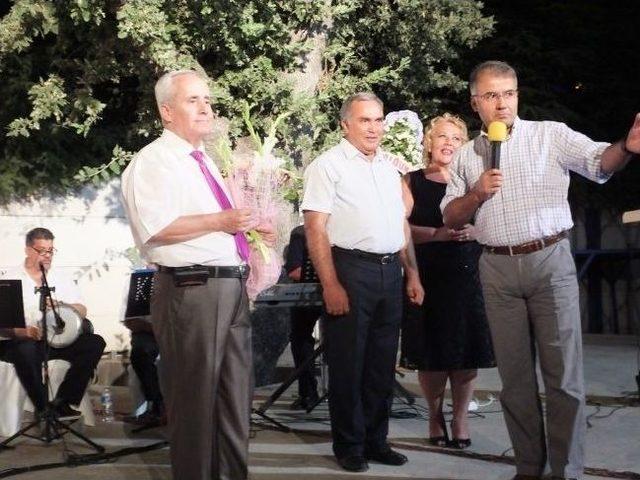 G&ouml;n&uuml;l Dostları 3 Ay Hazırlanıp Konser Verdi 1