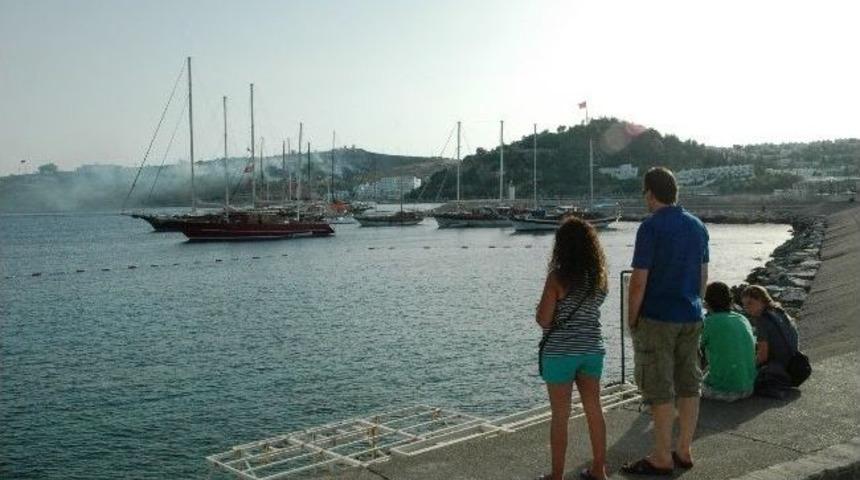 Değirmenler Tepesi Yine Yandı