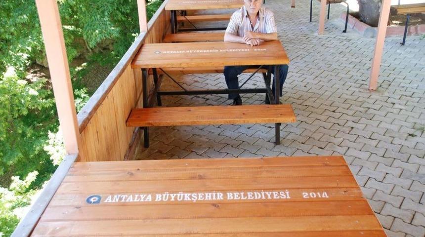 B&uuml;y&uuml;kşehir Belediyesinden Akseki'ye Piknik Masası