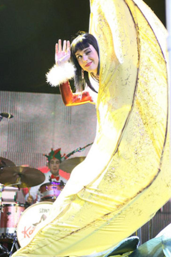 En çılgın sahne kostümleri G3