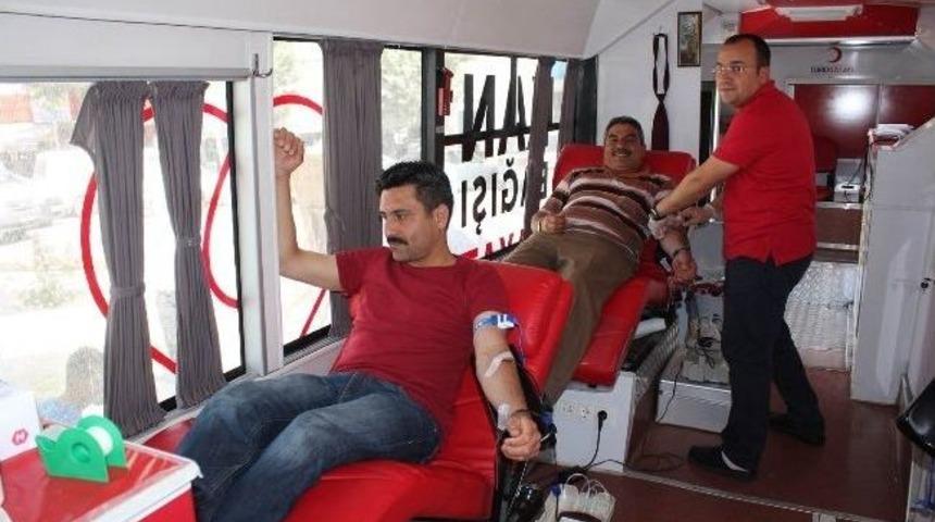 Korkuteli&rsquo;nde 40 &Uuml;nite Kan Bağışında Bulunuldu