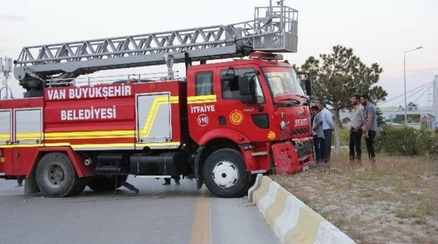İtfaiye Aracının Karıştığı Trafik Kazasında 6 Kişi Yaralandı