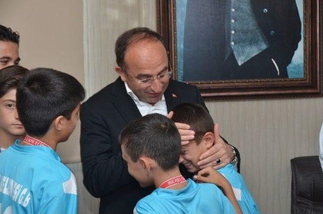 Kartepeli Hentbolcular Gurur Kaynağı Oldu 1